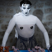 Sean Fader, General Cahun is not in training: the pink pony offensive (détail), 2025. Avec l'aimable autorisation de la galerie Brigitte Mulholland