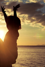 The love mothers give to their children can change the world