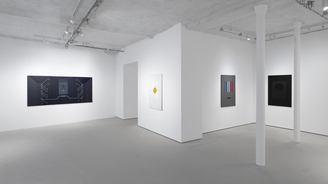 Manuel Alvess, Haute surveillance, vue d'exposition. Avec l'aimable autorisation de la Galerie Jocelyn Wolff