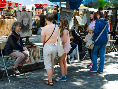 Artistes à la Place du Tertre, Paris, France, 5 juillet 2013