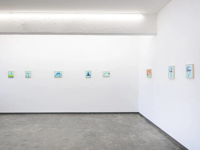 Rose Barberat, Train, breathe and perform, exhibition view. Courtesy of Saenger Galería