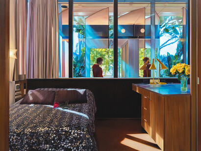 Alina Grasmann, Die kunst zu hause zu sein (from the series „House of the spirits“), 2025. Courtesy of Fridman Gallery 