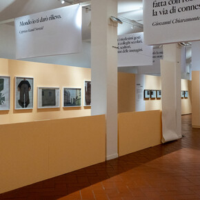 Various artists, Scrittura obliqua – Photography and poetry, exhibition view. Courtesy of Museo di Fotografia Contemporanea
