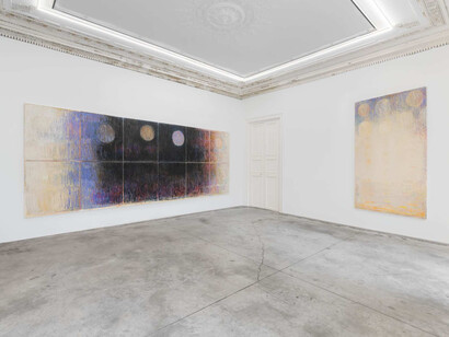 Christopher Le Brun, Moon rising in daylight, vue de l'exposition. Avec l'aimable autorisation d'Almine Rech