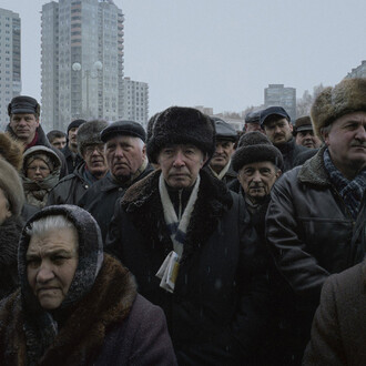 Luc Delahaye, A rally of the opposition candidate Alexander Milinkevich, 2006 © Courtesy of Luc Delahaye et de la galerie Nathalie Obadia, Paris / Bruxelles