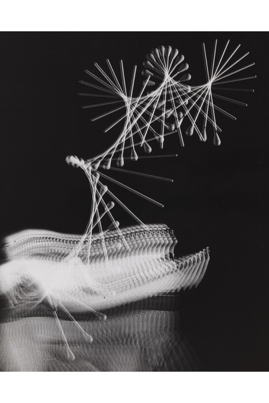 The Flight of a Baton, 60 Flashes per Second, 1953 Black & White
