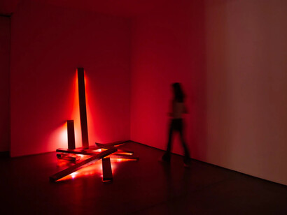 Daniel Canogar, Panoramic, exhibition view. Courtesy of Galería Max Estrella