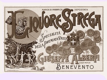 Il Premio Strega è il più prestigioso riconoscimento letterario italiano per la narrativa in lingua italiana. In foto l'etichetta originale del liquore Strega