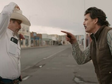 In Eddington, Pedro Pascal and Joaquin Phoenix share the screen in a story shaped by intellect, rivalry, and revelation