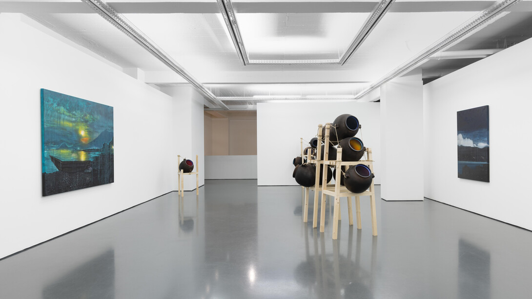 Manuel Chavajay, Rupeequul kaajuleew. Vientre de los cosmos, vista da exposição. Cortesia de Pedro Cera. Foto de Bruno Lopes