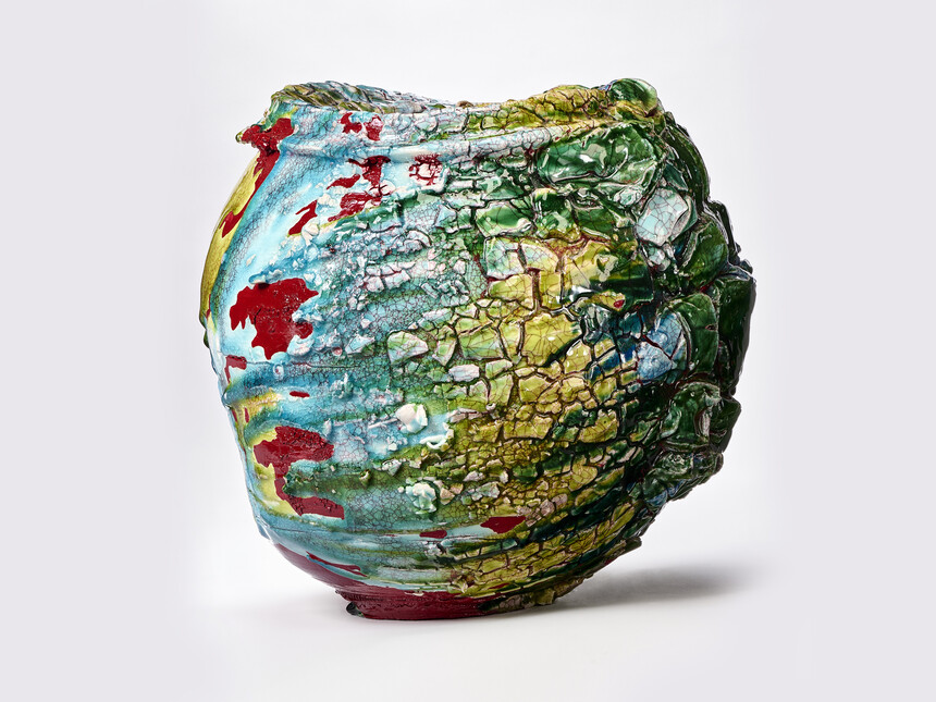 Skin and Body: Crazed Vessels by Kodai Ujiie | Meer