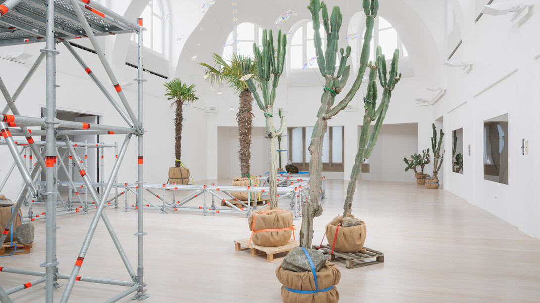 Trevor Yeung, Underwater haze, ausstellungsansicht. Mit freundlicher genehmigung der Kestner Gesellschaft