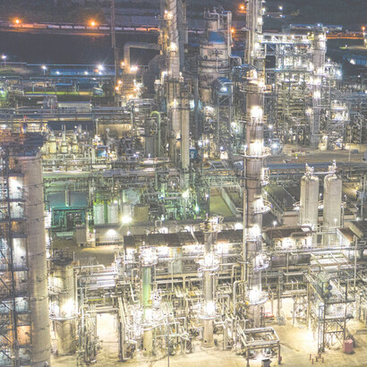 Beim Klimagipfel der Vereinten Nationen am 24. September 2025 verkündete Präsident Xi Jinping, dass die Treibhausgasemissionen Chinas bis 2025 um 7 bis 10 Prozent reduziert werden sollen