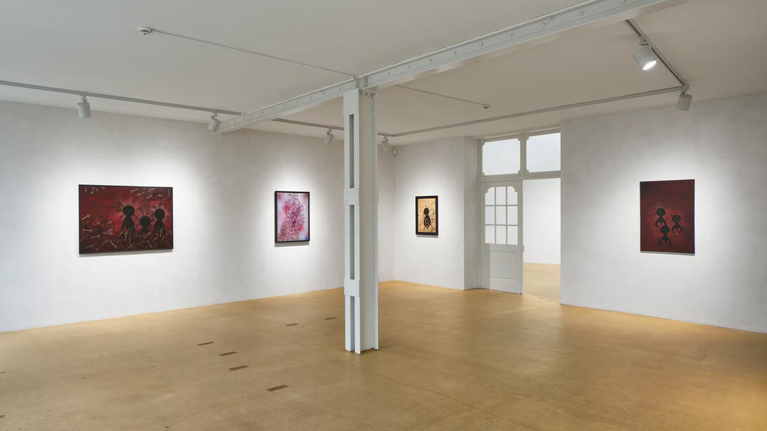 Piero Manzoni, L’invincibile Jean and early works 1956–1957, exhibition view. Courtesy of Hauser & Wirth
Te
