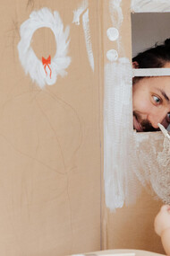 Nossa primeira infância molda crenças e padrões que impactam toda a vida adulta. entenda como o perdão aos pais e a quebra de padrões negativos podem transformar sua realidade e abrir portas para um futuro mais próspero e feliz