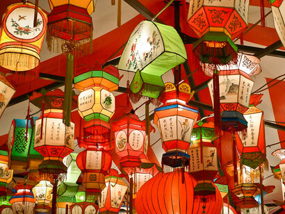 From the intricate details of dragon lanterns to the whimsical moon-themed displays, the artistry of the Nagasaki Lantern Festival in Nagasaki, Japan, captivates visitors of all ages