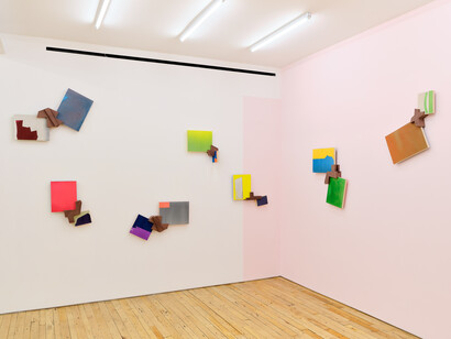 Pam Lins and Roger White, Laterness, exhibition view. Courtesy of Uffner & Liu