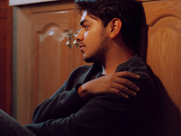 L'individuation : le passage du préindividuel à l’individué. Un processus dynamique, où chaque forme émerge de la matière en perpétuelle transformation