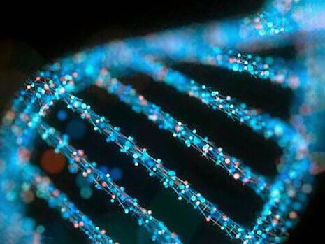 Representación de ADN. Los sensores portátiles que monitorean biomarcadores en tiempo real representan un futuro prometedor para la medicina personalizada