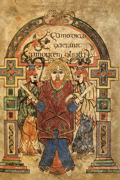 "Libro di Kells", Folio 114v, "Arresto di Cristo". IX secolo. Scannerizzata da Treasures of Irish Art, 1500 a.C. to 1500 d.C., collezione del National Museum of Ireland, Royal Irish Academy, & Trinity College, Dublin, Metropolitan Museum of Art & Alfred A. Knopf, New York, 1977