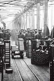 Archivio Atelier IL Passaggio. Fabbrica a S.Pietroburgo