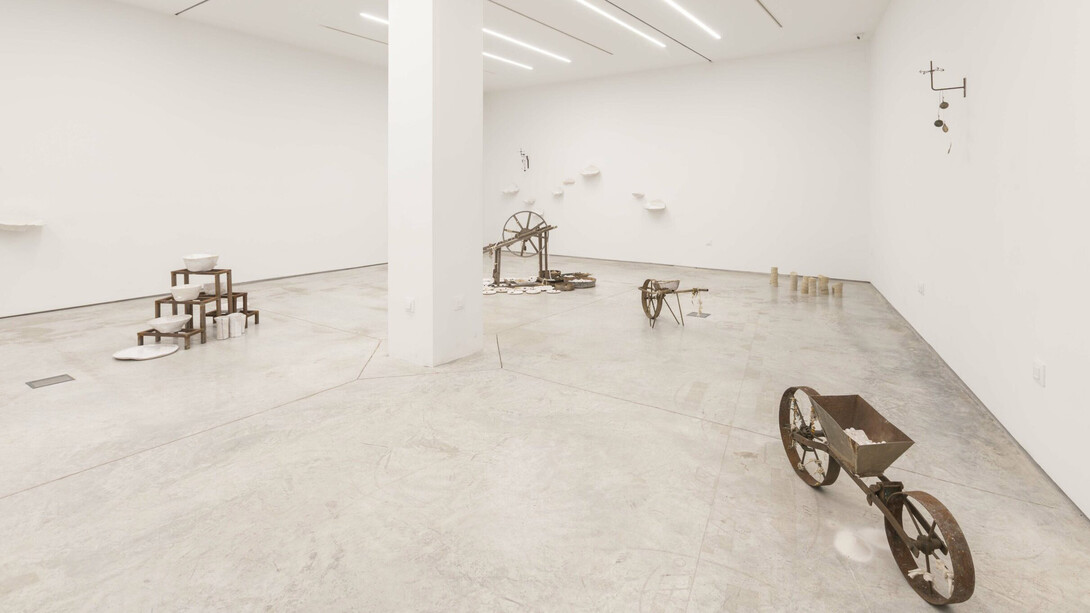 Marina González Guerreiro, The wait, the flow, the measure, exhibition view. Courtesy of Rosa Santos Gallery