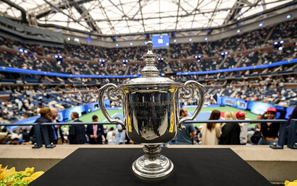 Photo du trophée du championnat masculin en simple de l'US Open au Billie Jean King National Tennis Center à Flushing Meadows, New York, dimanche 7 septembre 2025