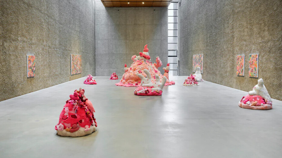 Ayako Rokkaku, Scenery in the process of being formed, exhibition view. Courtesy of König Gallery