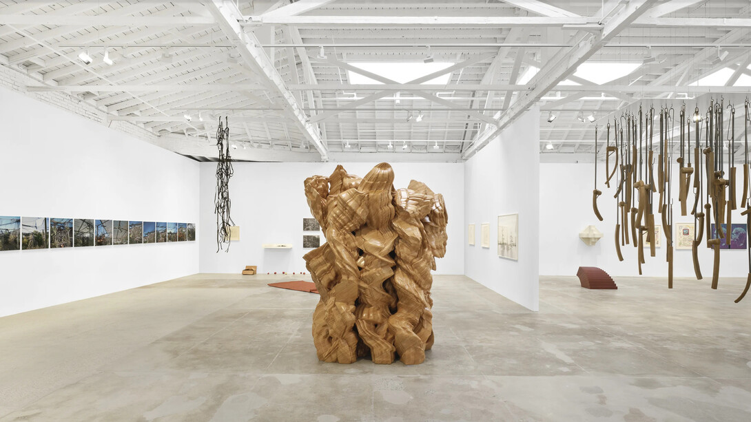 Various artists, Casting a glance: dancing with Smithson, exhibition view. Courtesy of Marian Goodman Gallery 