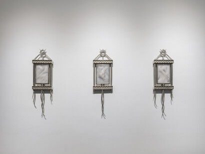 Ivana Bašić, Fantasy vanishes in flesh, veduta della mostra. Per gentile concessione di Francesca Minini. Foto di Andrea Rossetti