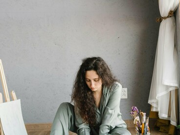 Estou fazendo mistério sobre o assunto e nem sei por que, eu acho que já devia ter falado, desenvolvido o assunto e resolvido o texto, mas estou enrolando com o intuito de te prender aqui, afinal na data em que sai essa crônica as pessoas estão mais interessadas nas festas do que em ler um texto de um chato falando sobre o sonho que ele realizou depois de passar quase a vida toda achando que não podia realizar e se roendo de inveja de quem fazia. Que coisa!