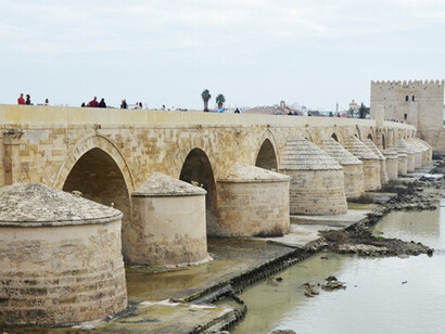 Una de las ciudades más influyentes de la Hispania romana, fundada alrededor del 169-152 a.C. por Claudio Marcelo. "Corduba", hoy Córdoba, España
