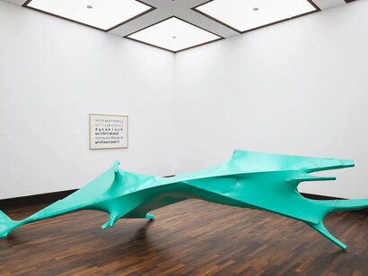 Georg Herold, Basta times, ausstellungsansicht. Mit freundlicher genehmigung der Galerie Gisela Clement