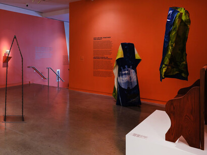 Various artists, The seventh AIM biennial. Forms of connection, exhibition view. Courtesy of the Bronx Museum