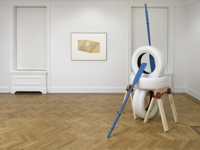 Dorothea Rockburne, Time measures itself, exhibition view. Courtesy of David Nolan Gallery 