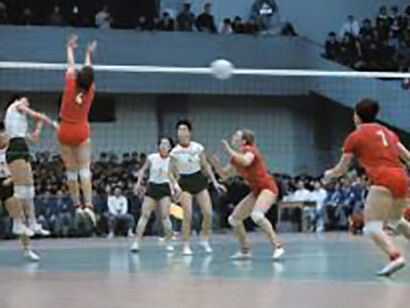 Sata Isobe of Japan spikes the ball during the women’s volleyball final between Japan and the Soviet Union at the Tokyo Olympics, held at Komazawa Gymnasium on October 23, 1964, Japan
