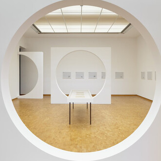 Evelyn Taocheng Wang. 2025 Wolfgang Hahn Prize, exhibition view. Courtesy of Museum Ludwig