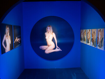 Pazza idea. Beyond ‘68 Pop icons in Angelo Frontoni’s photography, exhibition view. Courtesy of Museo Nazionale del Cinema