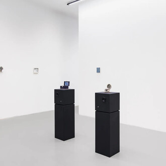 Various artists, A house the size of a shell, exhibition view. Courtesy of Galerie Lisa Kandlhofer