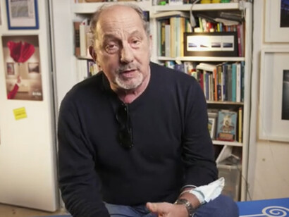 Ha trascorso una parte importante della sua vita lavorativa nelle carceri e nelle comunità di recupero, esperienza che ha influenzato profondamente la sua scrittura