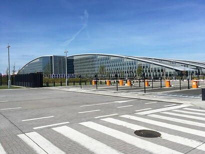 En la cumbre de la OTAN en Washington en julio, los 32 miembros reafirmaron que Ucrania está en un camino irreversible hacia la adhesión... Sede de la OTAN, 2018, Bruselas, Bélgica