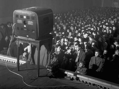 Televisione in cinema per Lascia o Raddoppia, trasmissione del 1 gennaio 1959