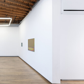 Various artists, Infinity’s edge, exhibition view. Courtesy of Nazarian / Curcio