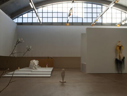 Marguerite Humeau, Torches, exhibition view. Courtesy of HAM