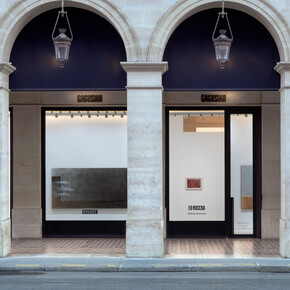 Ed Ruscha, Talking doorways, vue de l'exposition. Avec l'aimable autorisation de Gagosian