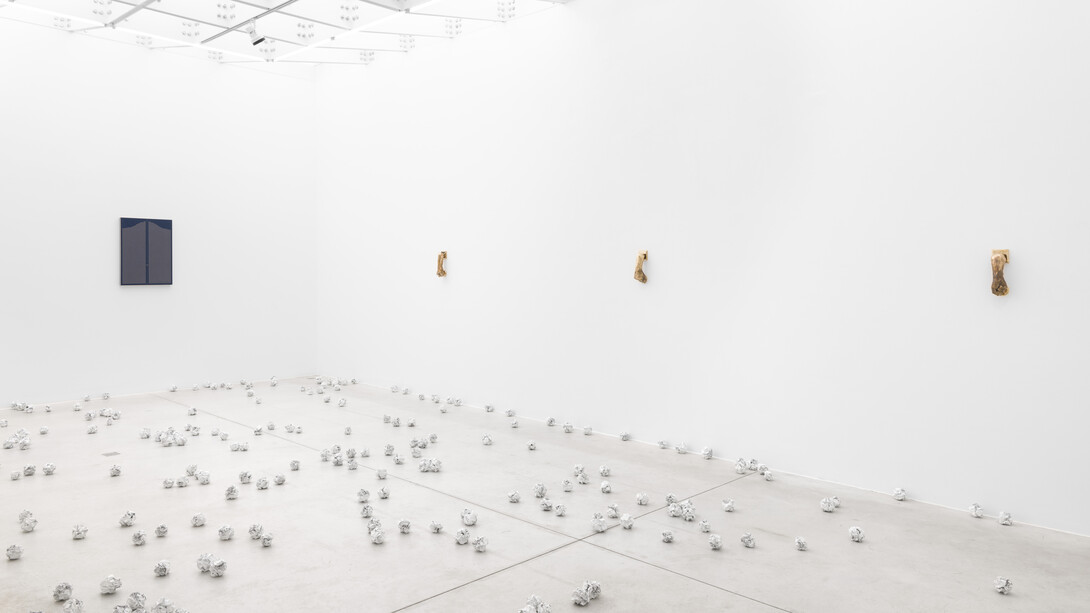 Jorge Méndez Blake, Inside the law, exhibition view. Courtesy of the artist and Meessen Gallery. Photo by Alice Pallot