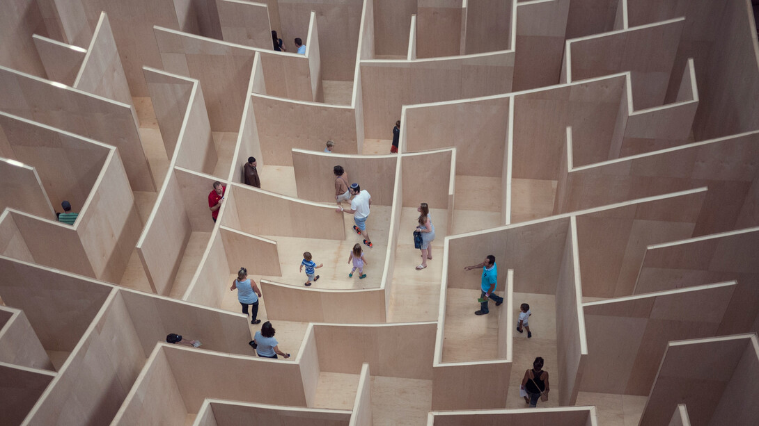 La complexité comme excuse : un labyrinthe mental plus qu’une réalité infranchissable