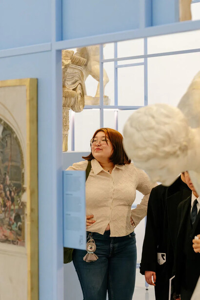 The pursuit of knowledge, exhibition view. Courtesy of M-Museum Leuven