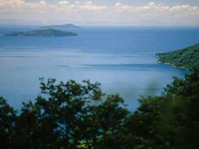 Amidst economic hardship and social strain, Malawi’s breathtaking scenery revealed the enduring richness of the land