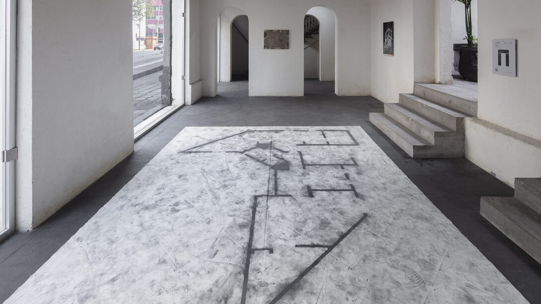 Various artists, Derrumbe, exhibition view. Courtesy of Saenger Galería